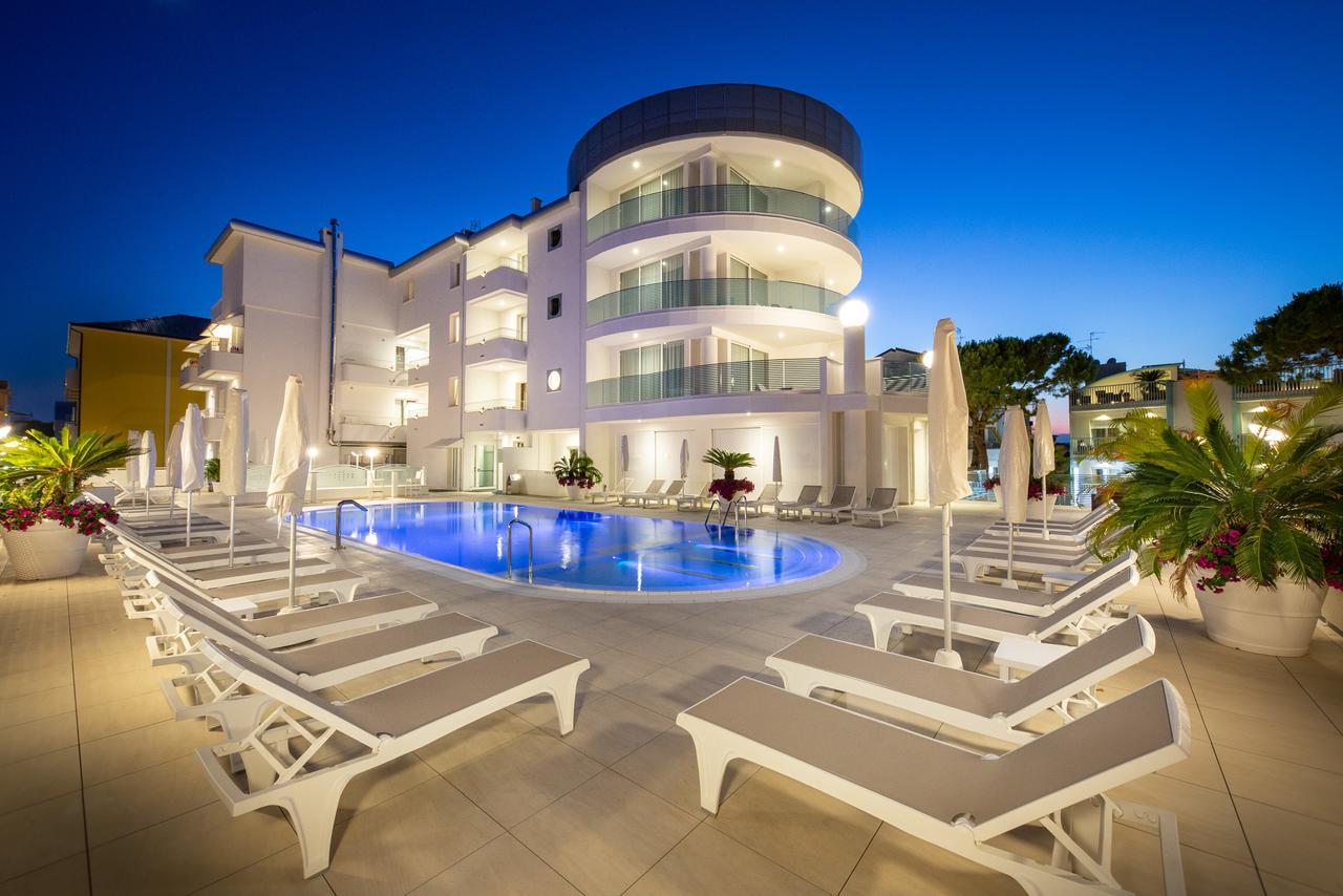 International Hotel