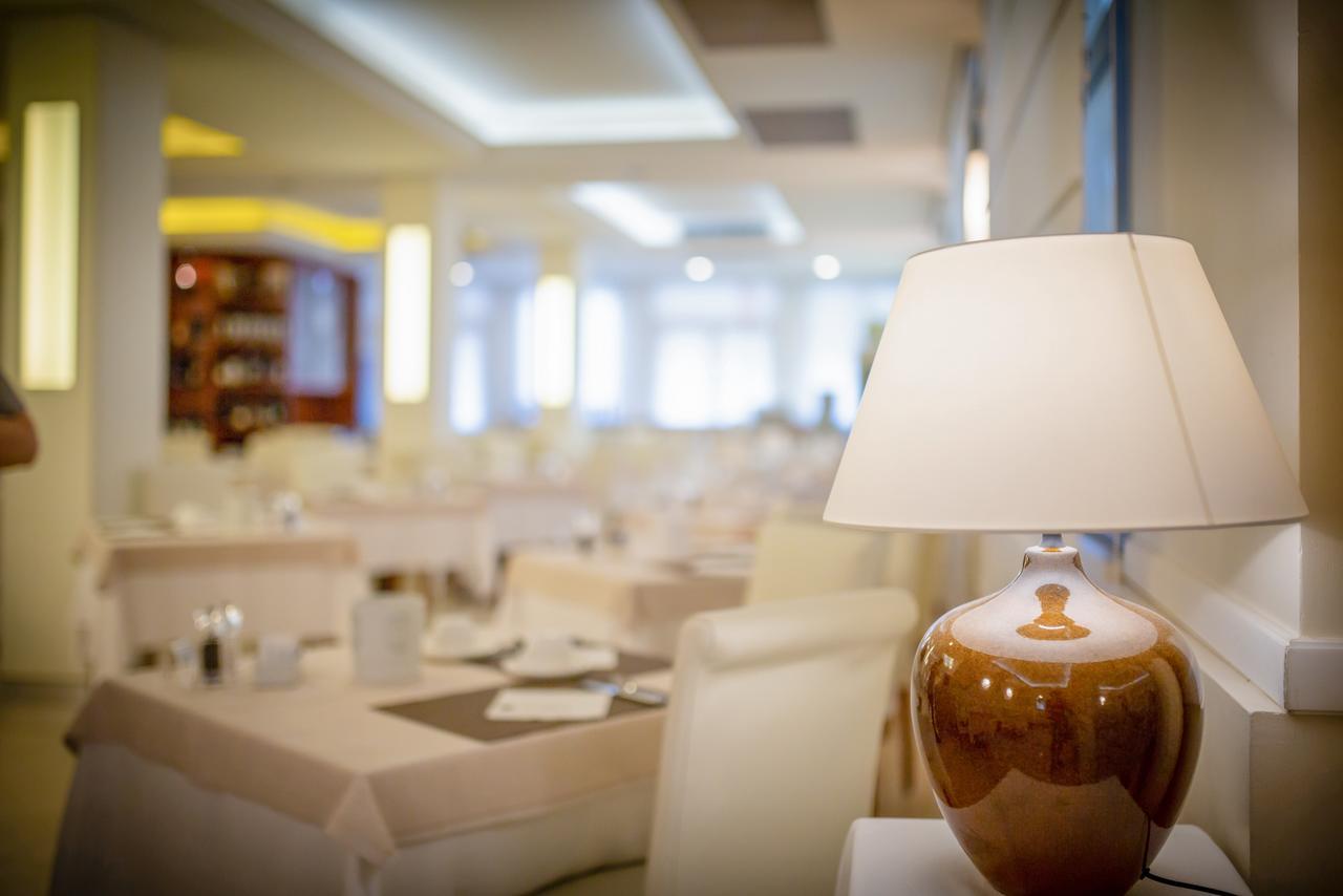 Hotel International